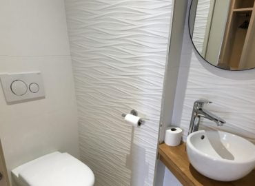 Toilettes séparées salon Appart Hotel Montaigne Sarlat