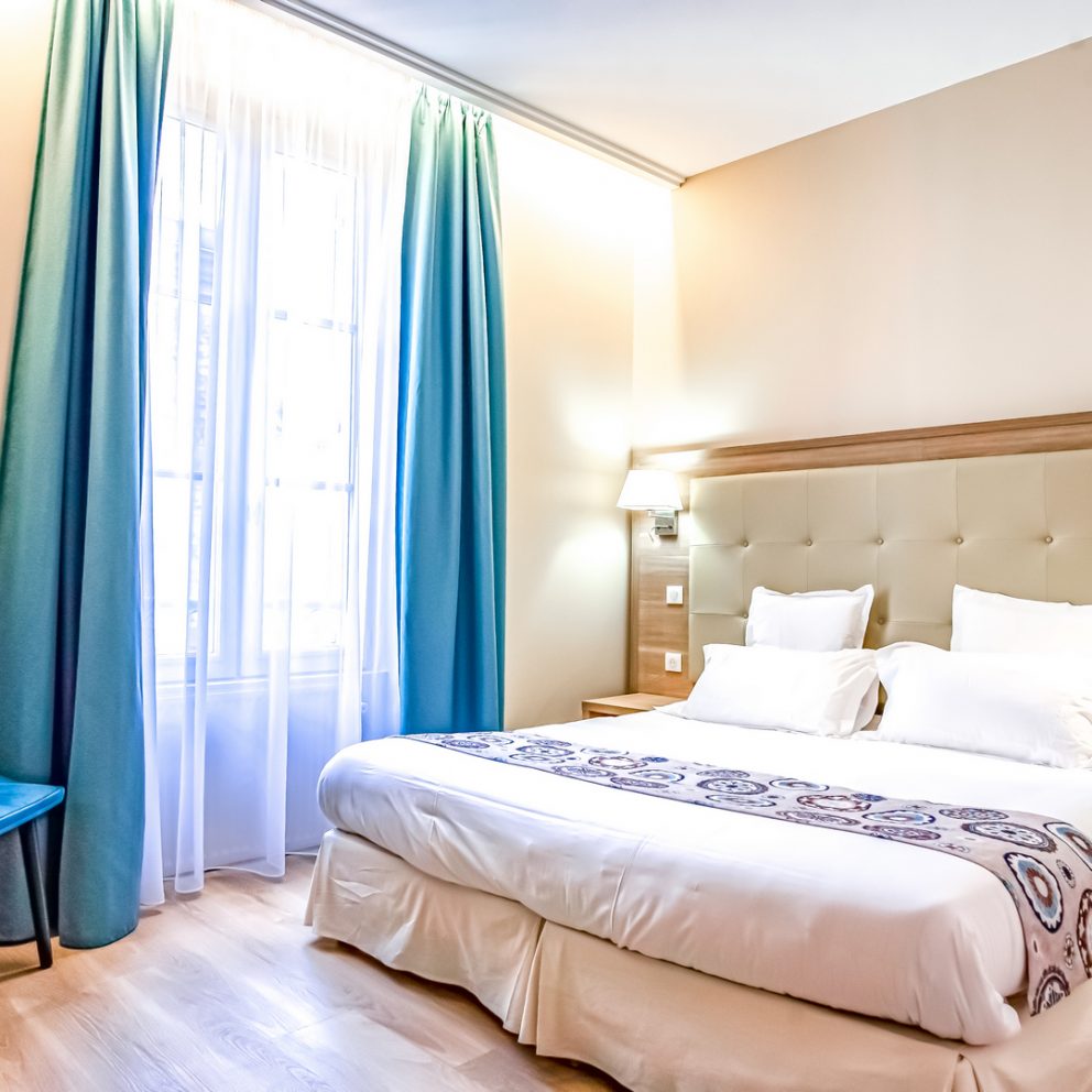 Chambre standard - Hotel Montaigne - Sarlat - Dordogne